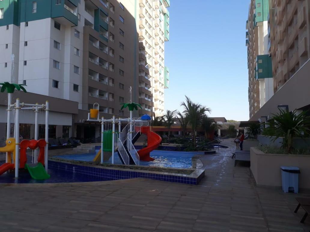 Olimpia Park Resort - 100M Do Parque Thermas Dos Laranjais المظهر الخارجي الصورة