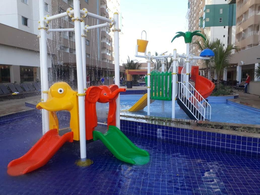 Olimpia Park Resort - 100M Do Parque Thermas Dos Laranjais المظهر الخارجي الصورة
