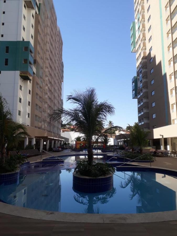 Olimpia Park Resort - 100M Do Parque Thermas Dos Laranjais المظهر الخارجي الصورة